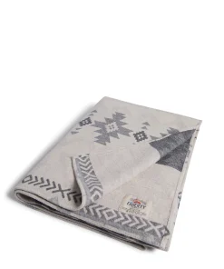 Clearance Doug Good Feather Adirondack Blanket - Women Home & More|Home & More