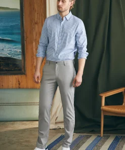 Best Movement™ Chino Pant (32
