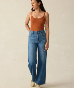 Hot Pacific Pointelle Tank - Women T-Shirts