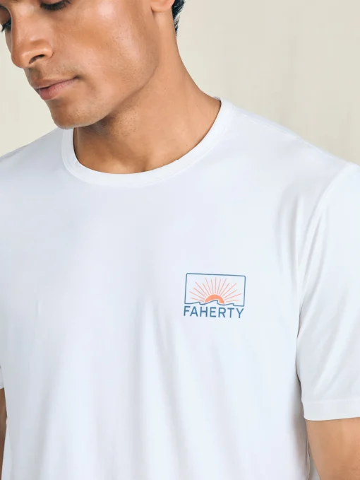 Best Shorelite Short-Sleeve Tech Tee - T-Shirts & Henleys