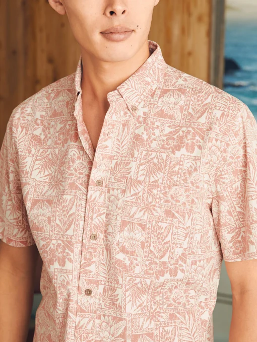 Fashion Short-Sleeve Stretch Playa Shirt - Shirts
