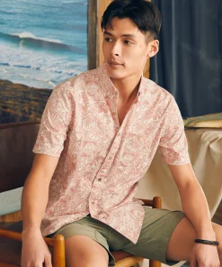 Fashion Short-Sleeve Stretch Playa Shirt - Shirts